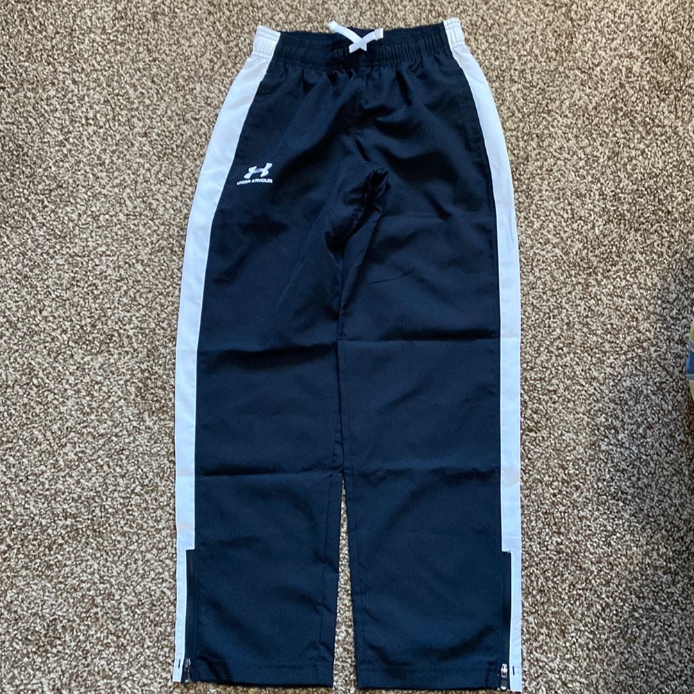 NWT youth Under Armor pants